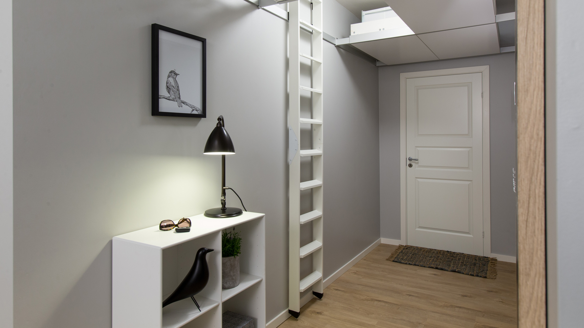 White RAL 9010