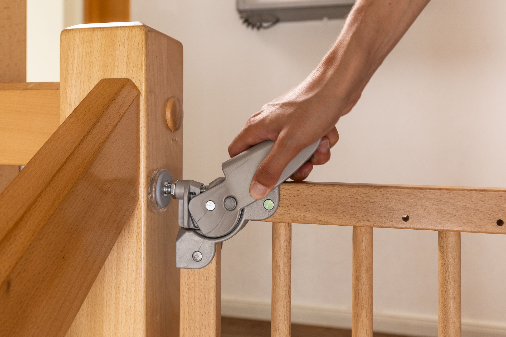 treppenschutzgitter-dolle-pia-holz-5230-a